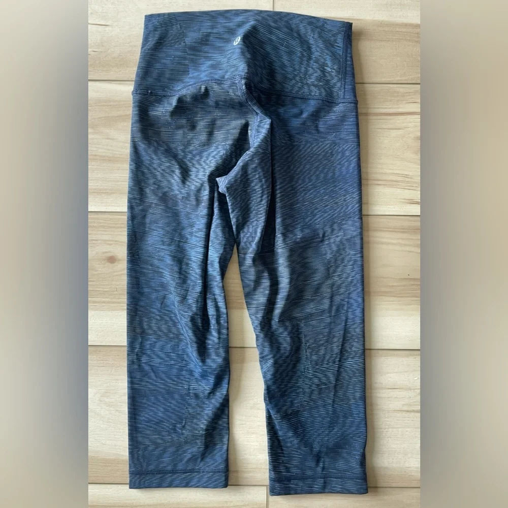 Lululemon Wunder Under Hi-Rise 1/2 Tight *Full-On Luxtreme 17
